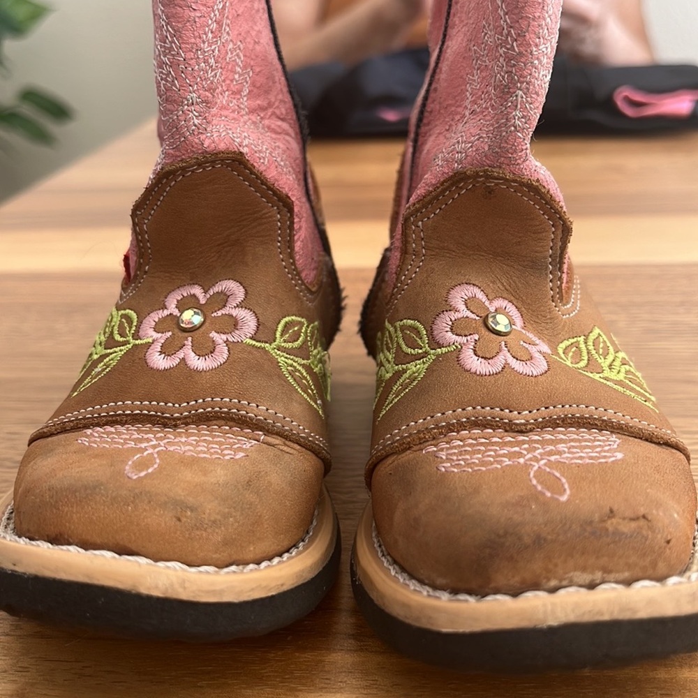 Girls boots size 14 14/12 see pictures. Carlos Boots Infant Toddler Girls - Picture 6 of 16